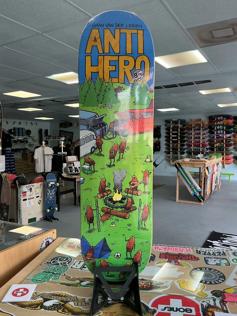 Anti Hero DAAN Roached Out II Deck 8.28”