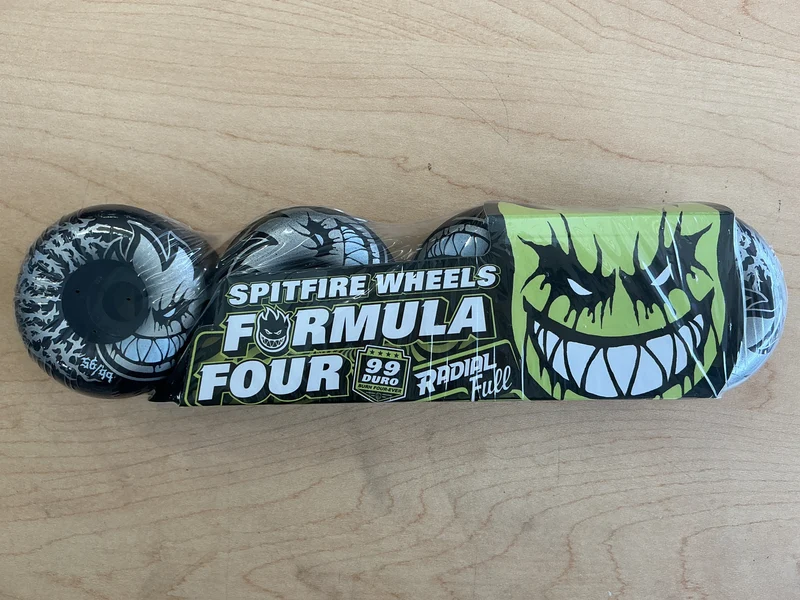 Spitfire Formula Four Radial Full Deathmask 56mm 99a