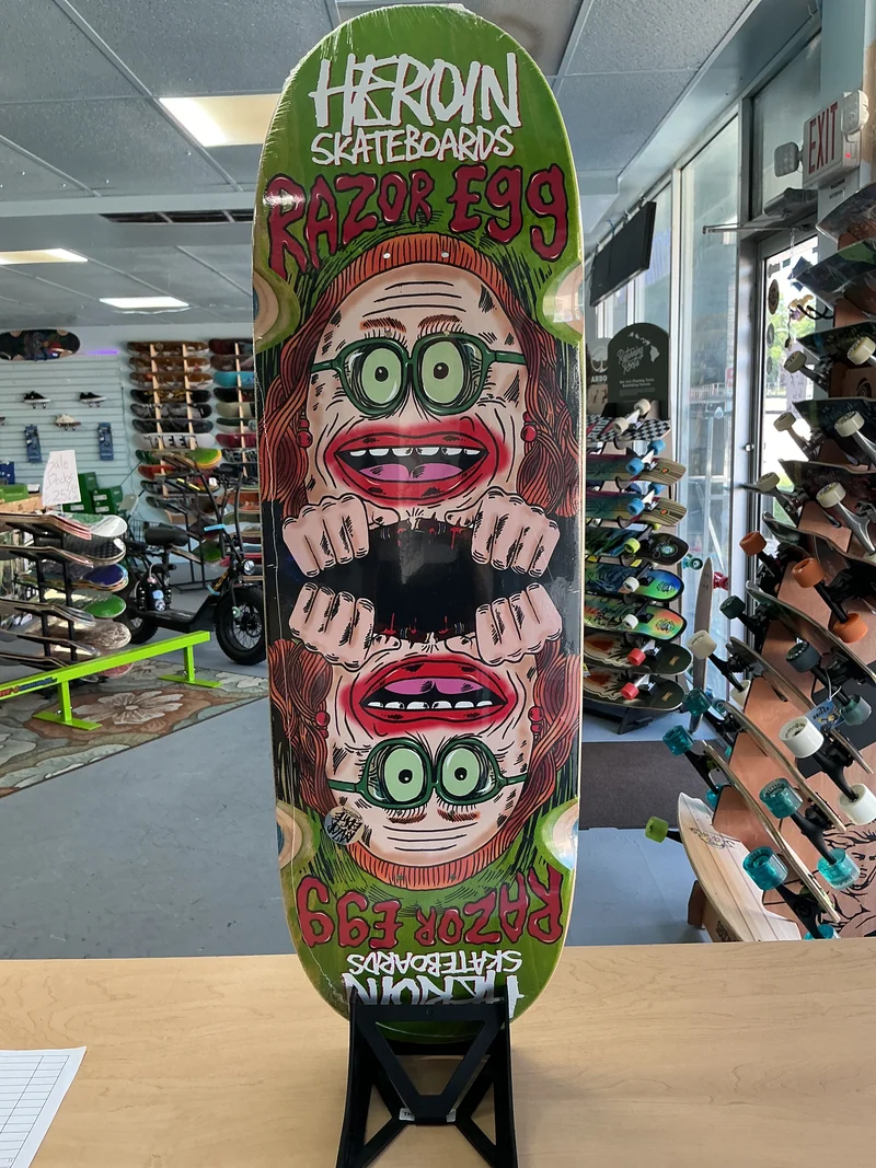 Heroin Team Auntie Razor Egg Wheel Wells 9.75”