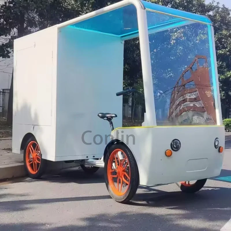 Véhicule cargo électrique à quatre roues,
