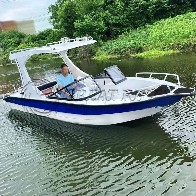 Bateau de loisir électrique 5,8 m silencieux, idéal pêche et famille