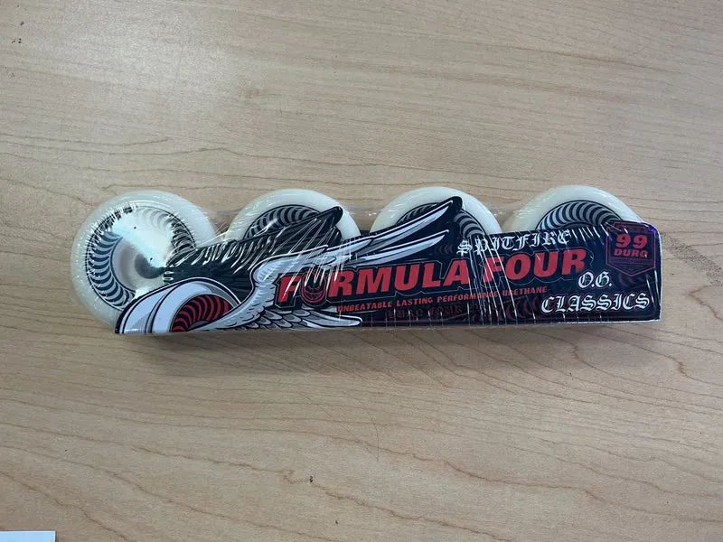 Spitfire Formula Four OG Classic 54mm 99D