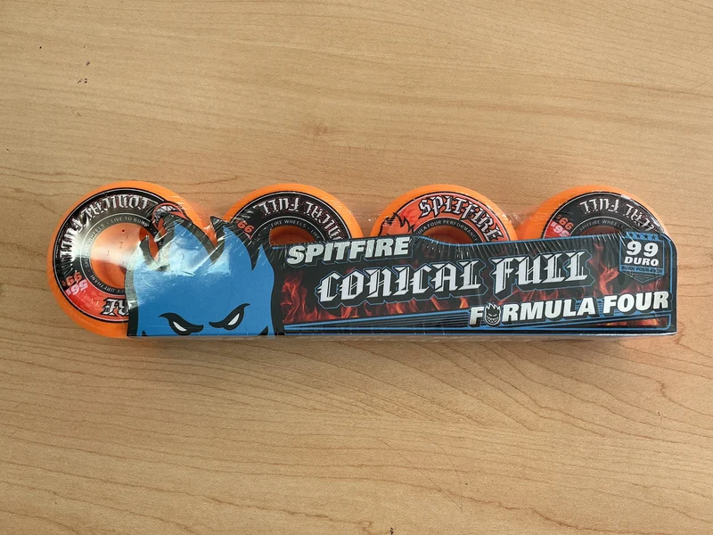 Spitfire Formula Four Conical Full Orange 56mm 99D