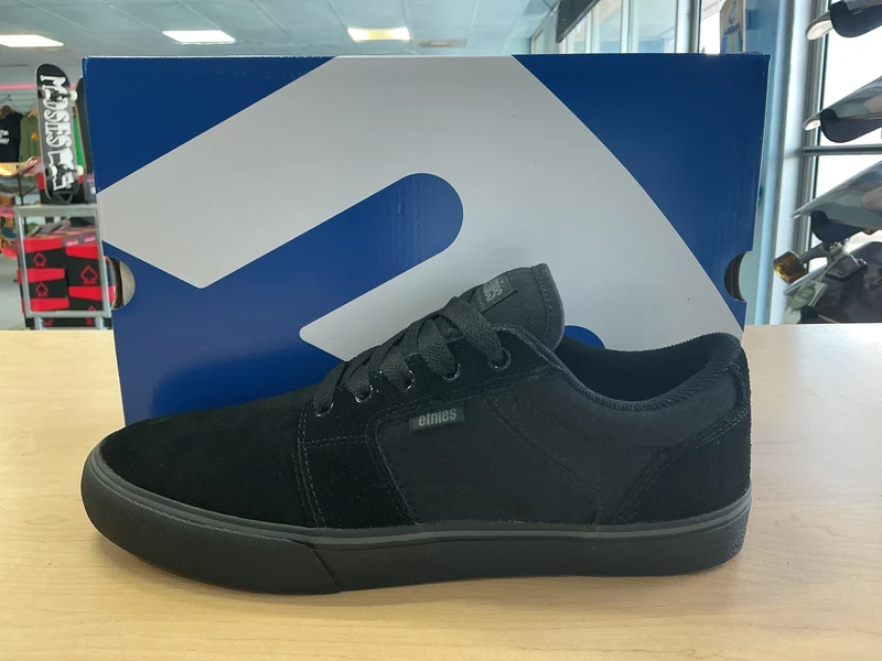 Etnies Barge LS