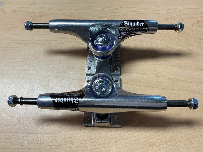Thunder Trucks Inverted (Set of 2)