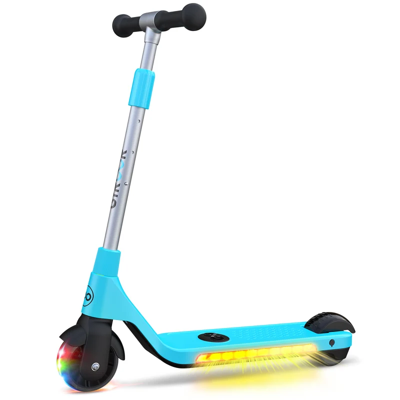 Gyroor trottinette électrique pour enfants moteur 60 w. Charge maxi 50 kg vitesse max 6/8 km/h distance 5/8 km temps de chargement de 2/3h